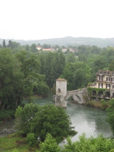 Oude brug van Sauveterre
