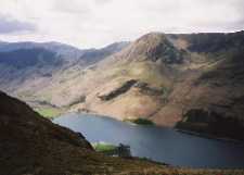 Buttermere gezien vanaf de bergen