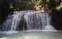 De Erawan watervallen